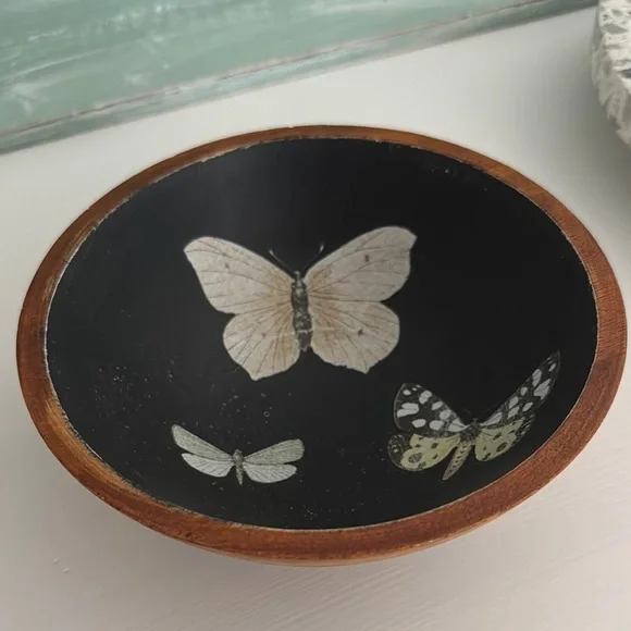 Butterfly Design Wooden Bowl Made in India - Picture 1 of 4